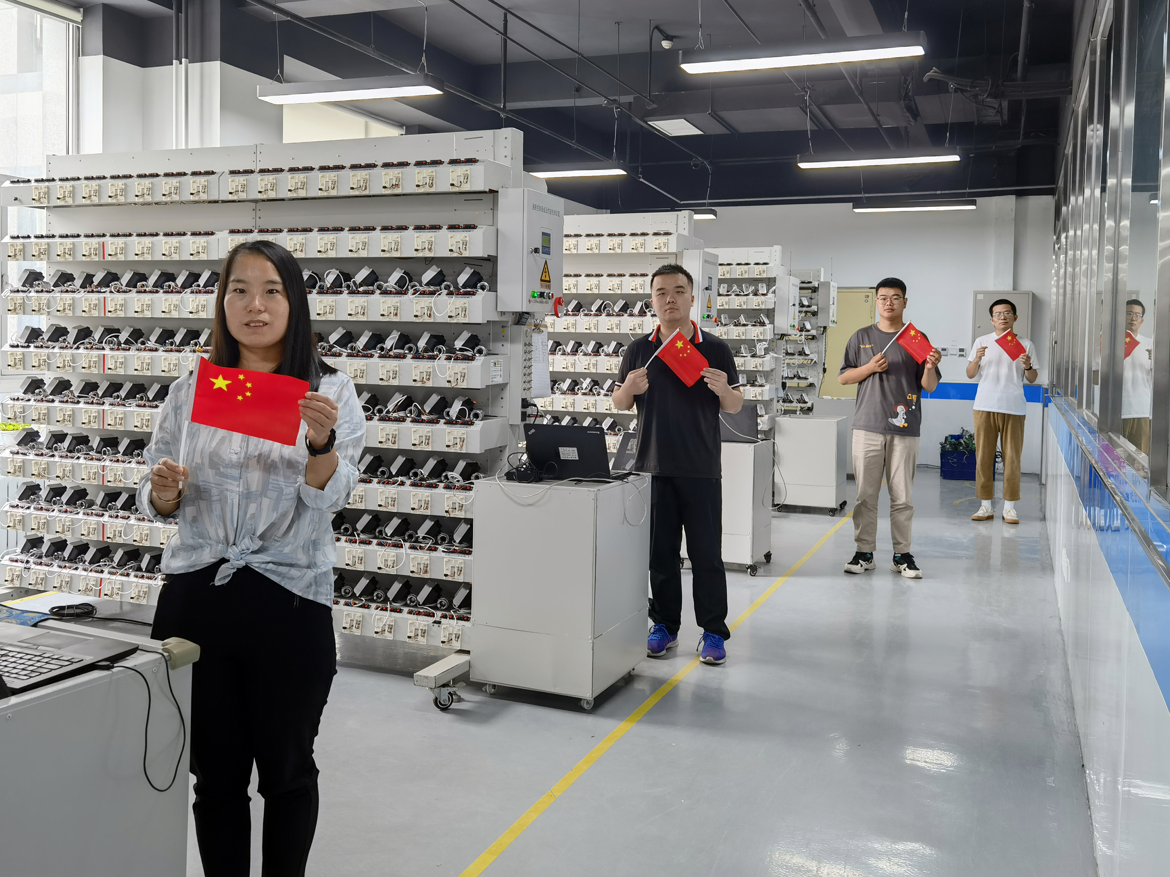 我和國旗合個影丨來自工大科雅人的表白(圖8)