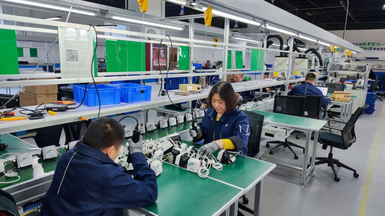 【國慶堅守，此刻我在崗】工大科雅人全力備戰今冬供暖（二）(圖9)